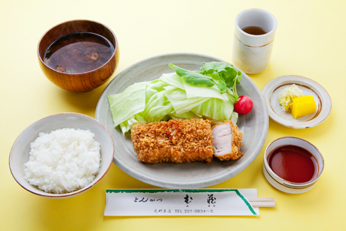 炸里肌豬排定食、炸腰內肉定食