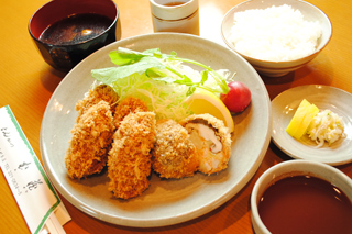 Bite-sized pork cutlet and shrimp and shiitake set